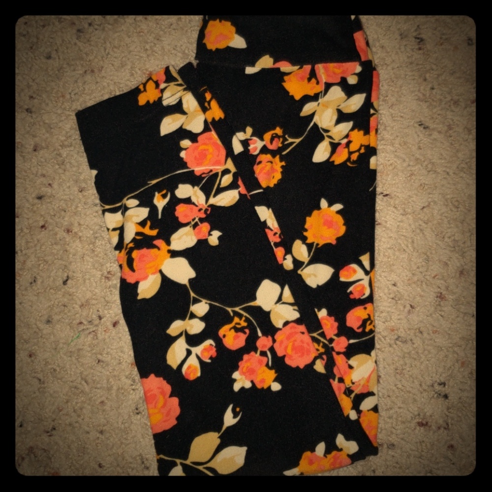 *New*LulaRoe Girls Leggings *Bundling discount*
